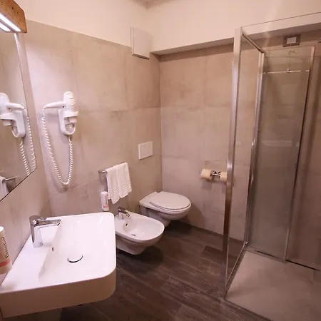 Trieste Hotell 3*